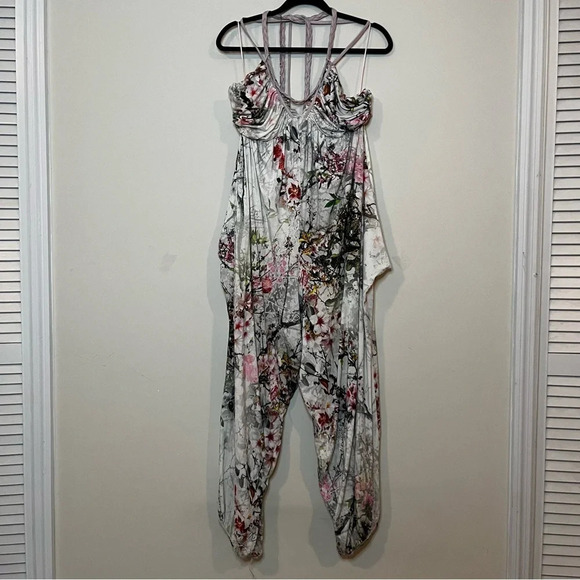 MARIAGRAZIA PANIZZI RARE Artsy Floral Strappy Faux Leather Harem Jumpsuit Romper - Picture 2 of 11
